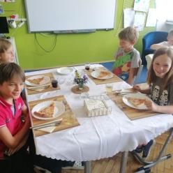 Stolování jako v restauraci Stolování jako v restauraci