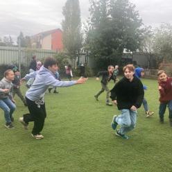 Rybičky, rybáři jedou! Rybičky, rybáři jedou!
